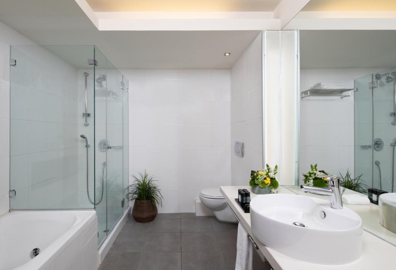 Neptune Eilat By Dan Hotels Ngoại thất bức ảnh A modern bathroom