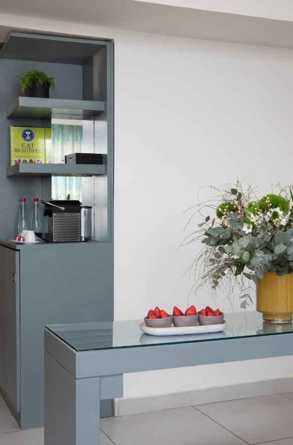 Neptune Eilat By Dan Hotels Ngoại thất bức ảnh A typical dental practice