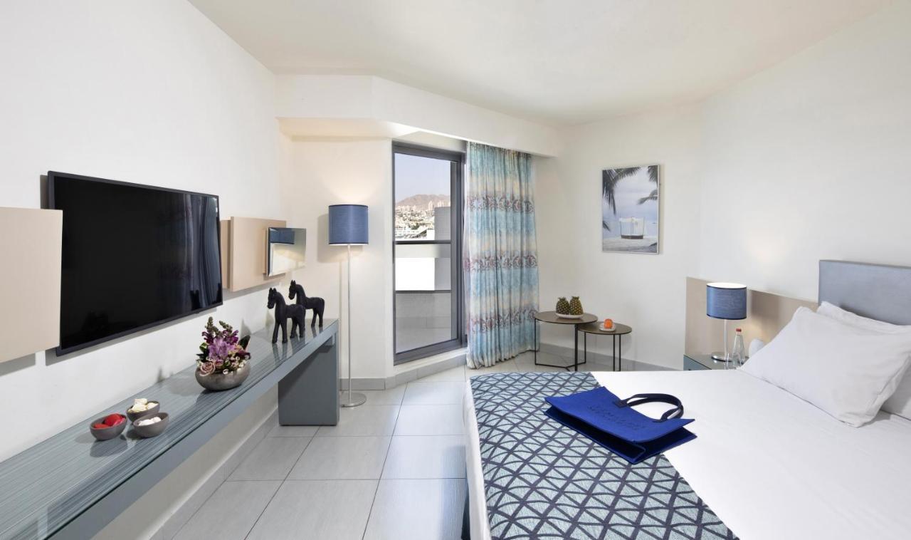 Neptune Eilat By Dan Hotels Ngoại thất bức ảnh A room at the hotel