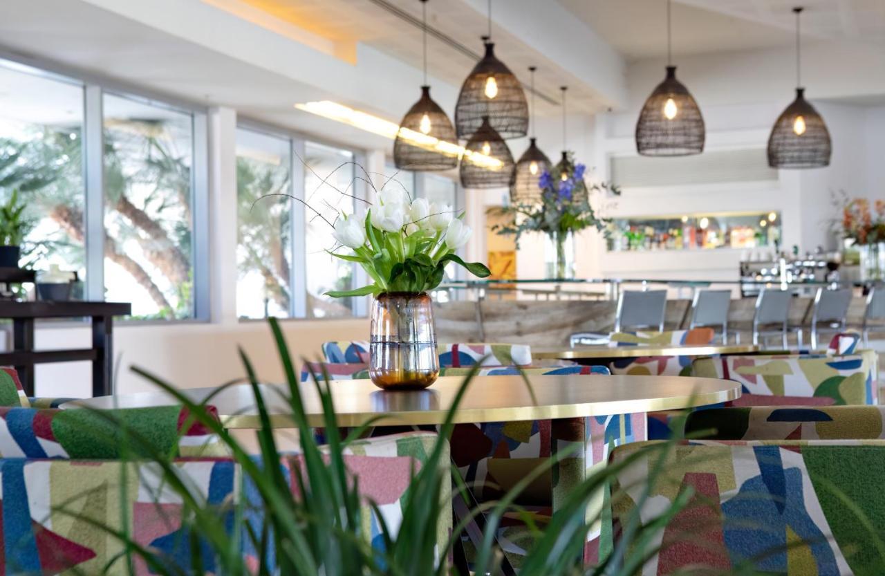 Neptune Eilat By Dan Hotels Ngoại thất bức ảnh The dining room at the new building