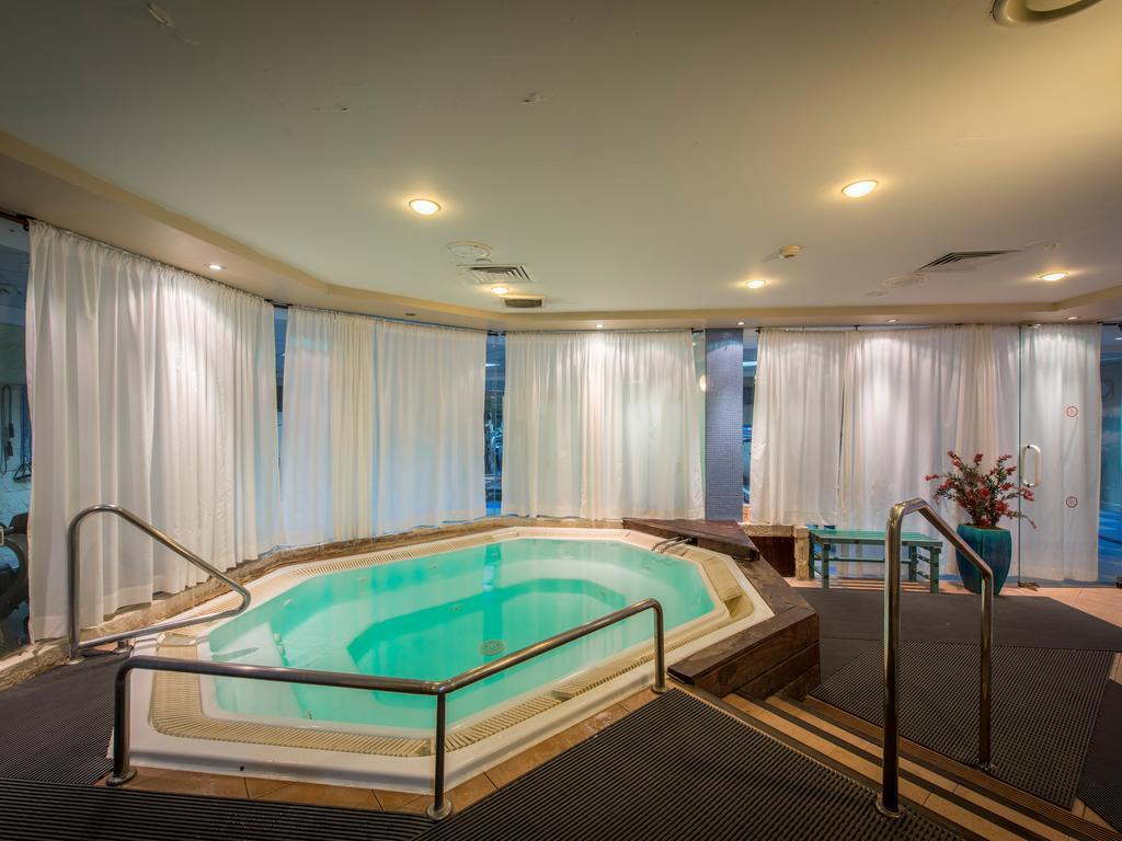Neptune Eilat By Dan Hotels Ngoại thất bức ảnh A spa in a hotel