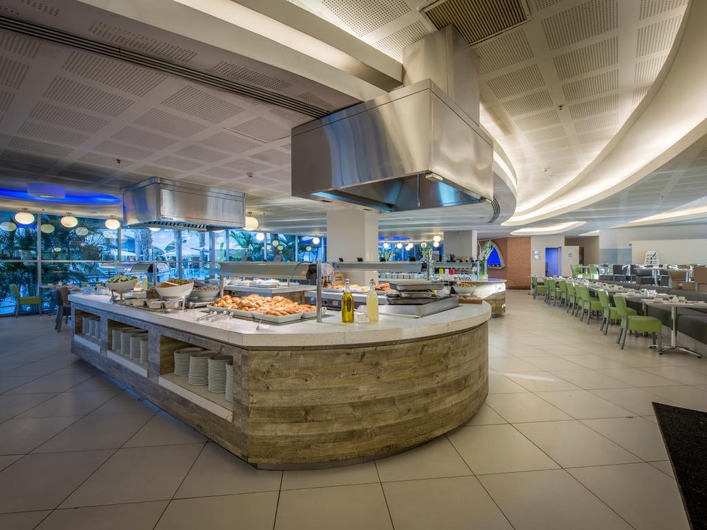 Neptune Eilat By Dan Hotels Ngoại thất bức ảnh The dining hall at the University of Miami
